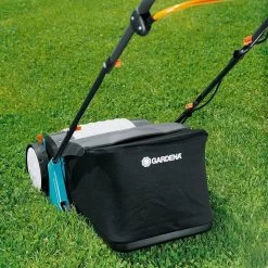 GARDENA EVC 1000 Verticuteermachine - Werkbreedte 30 Cm - Werkgebied 600m2 23 GARDENA EVC 1000 Verticuteermachine - Werkbreedte 30 Cm - Werkgebied 600m2 -Tuinverzorgings Winkel 1200x1200 1045