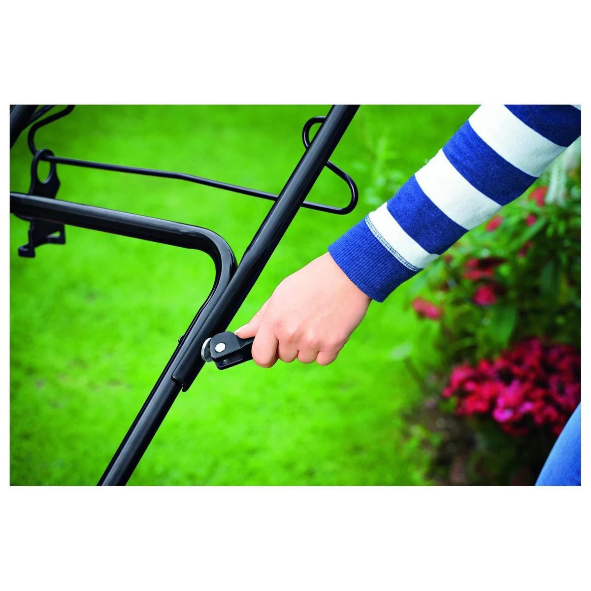 WOLF-Garten A 340 E Elektrische Grasmaaier - 1400 W - 34 Cm Maaibreedte - 30 Liter Opvangbak - Centrale Hoogte-instelling 5 WOLF-Garten A 340 E Elektrische Grasmaaier - 1400 W - 34 Cm Maaibreedte - 30 Liter Opvangbak - Centrale Hoogte-instelling - Afbeelding 3