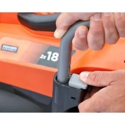 Black & Decker BLACK+DECKER BCMW3318N-XJ Grasmaaier - 18V - 33cm - Excl. Accu & Lader 27 Black & Decker BLACK+DECKER BCMW3318N-XJ Grasmaaier - 18V - 33cm - Excl. Accu & Lader -Tuinverzorgings Winkel 1200x1200 1114