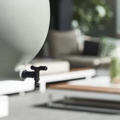 Elho Pure Raindrop 70L - Geel/Oker -Tuinverzorgings Winkel 1200x1200 1625