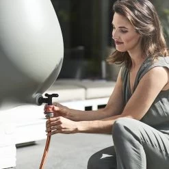 Elho Pure Raindrop 70L - Geel/Oker -Tuinverzorgings Winkel 1200x1200 1630