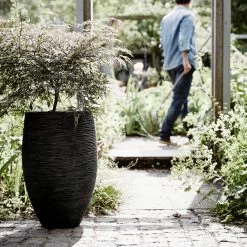 Capi Europe - Vaas Elegant Deluxe Rib NL - 45x72 - Zwart - Voor Binnen En Buiten - KBLR1138 -Tuinverzorgings Winkel 1200x1200 1757