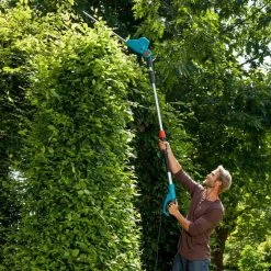 GARDENA - Telescopische THS 500/48 - Heggenschaar (gemotoriseerd) - 48 Cm Meslengte - 25 Mm Tandmes Opening 16 GARDENA - Telescopische THS 500/48 - Heggenschaar (gemotoriseerd) - 48 Cm Meslengte - 25 Mm Tandmes Opening -Tuinverzorgings Winkel 1200x1200 839