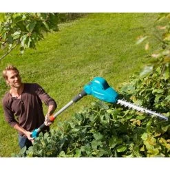 GARDENA - Telescopische THS 500/48 - Heggenschaar (gemotoriseerd) - 48 Cm Meslengte - 25 Mm Tandmes Opening 17 GARDENA - Telescopische THS 500/48 - Heggenschaar (gemotoriseerd) - 48 Cm Meslengte - 25 Mm Tandmes Opening -Tuinverzorgings Winkel 1200x1200 840