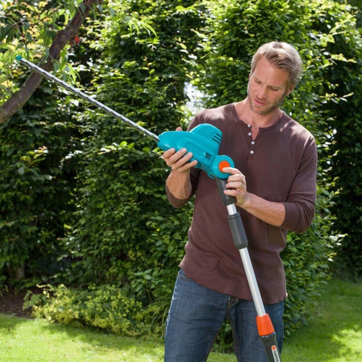 GARDENA - Telescopische THS 500/48 - Heggenschaar (gemotoriseerd) - 48 Cm Meslengte - 25 Mm Tandmes Opening 8 GARDENA - Telescopische THS 500/48 - Heggenschaar (gemotoriseerd) - 48 Cm Meslengte - 25 Mm Tandmes Opening - Afbeelding 6