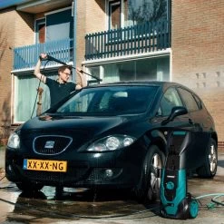 VONROC Hogedrukreiniger V18-2 1800W – 140 Bar – 420 L/h – Incl. 8m Slang, Geïntegreerde Reinigingsmiddelen Tank, Terrasreiniger, Spuitstukken En Accessoires -Tuinverzorgings Winkel 1200x1200 985