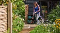 Bosch Universal Aquatak 135 Hogedrukreiniger - Op Snoer - 1900 W - 135 Bar 38 Bosch Universal Aquatak 135 Hogedrukreiniger - Op Snoer - 1900 W - 135 Bar -Tuinverzorgings Winkel 1200x670