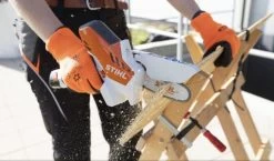 Stihl Accu Mini Kettingzaag SET - Snoeischaar - Snoeizaag - Hand Kettingzaag - Professioneel- Hovenier- Tuinman -Tuinverzorgings Winkel 1200x706 1