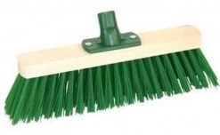 Benson Groene Straatbezem Met Afschroefbare Steel -Tuinverzorgings Winkel 1200x738 4