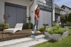 GARDENA Combisystem Terrasbezem - Breedte 32cm - Geadviseerde Steellengte 130cm -Tuinverzorgings Winkel 1200x799 112