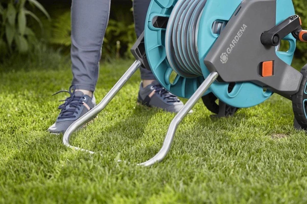 GARDENA - AquaRoll CleverRoll S Set Slangenwagen - Incl. 20 M Slang - Maximaal 40 M Opbergcapaciteit 13 GARDENA - AquaRoll CleverRoll S Set Slangenwagen - Incl. 20 M Slang - Maximaal 40 M Opbergcapaciteit - Afbeelding 11