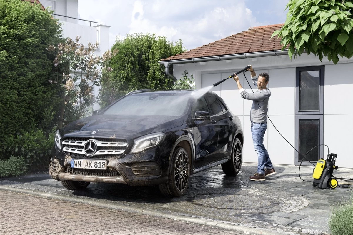 Kärcher K5 Compact Home Hogedrukreiniger - 2100W - 145 Bar - 40 M²/h - Met Home Kit 4 Kärcher K5 Compact Home Hogedrukreiniger - 2100W - 145 Bar - 40 M²/h - Met Home Kit - Afbeelding 2