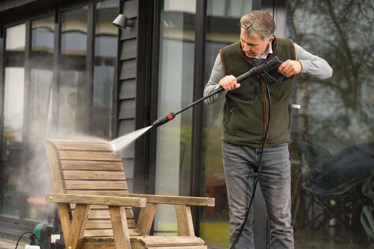 Bosch Universal Aquatak 135 Hogedrukreiniger - Op Snoer - 1900 W - 135 Bar 16 Bosch Universal Aquatak 135 Hogedrukreiniger - Op Snoer - 1900 W - 135 Bar - Afbeelding 14