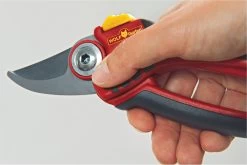 WOLF-Garten Snoeischaar "Premium Plus" RR 4000 - Max. Knipdiameter 22 Mm - Links- En Rechtshandige - Softinleg Handgreep - Snijhoek 30° - Voor Grote Handen - Vervangbare Messen -Tuinverzorgings Winkel 1200x800 373