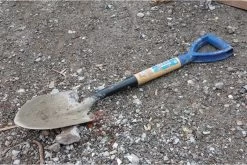 Silverline Mini Spade Met Ronde Kop En Houten Schacht - 70 Cm 12 Silverline Mini Spade Met Ronde Kop En Houten Schacht - 70 Cm -Tuinverzorgings Winkel 1200x803 3