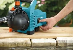 GARDENA - Classic Besproeiingspomp 3000/4 - Waterpomp - 600 W - 3100 L/h 16 GARDENA - Classic Besproeiingspomp 3000/4 - Waterpomp - 600 W - 3100 L/h -Tuinverzorgings Winkel 1200x816 7