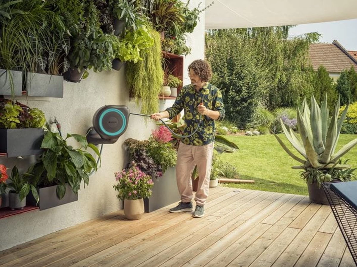 GARDENA Rollup S Wandslangenbox - 15 Meter - Ø 11 Mm 4 GARDENA Rollup S Wandslangenbox - 15 Meter - Ø 11 Mm - Afbeelding 2