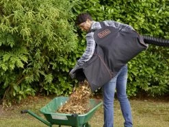 Black & Decker BLACK+DECKER BEBLV301 Bladblazer - Blaas En Zuigfunctie - Rugzak Als Opvangzak 24 Black & Decker BLACK+DECKER BEBLV301 Bladblazer - Blaas En Zuigfunctie - Rugzak Als Opvangzak -Tuinverzorgings Winkel 1200x900 23