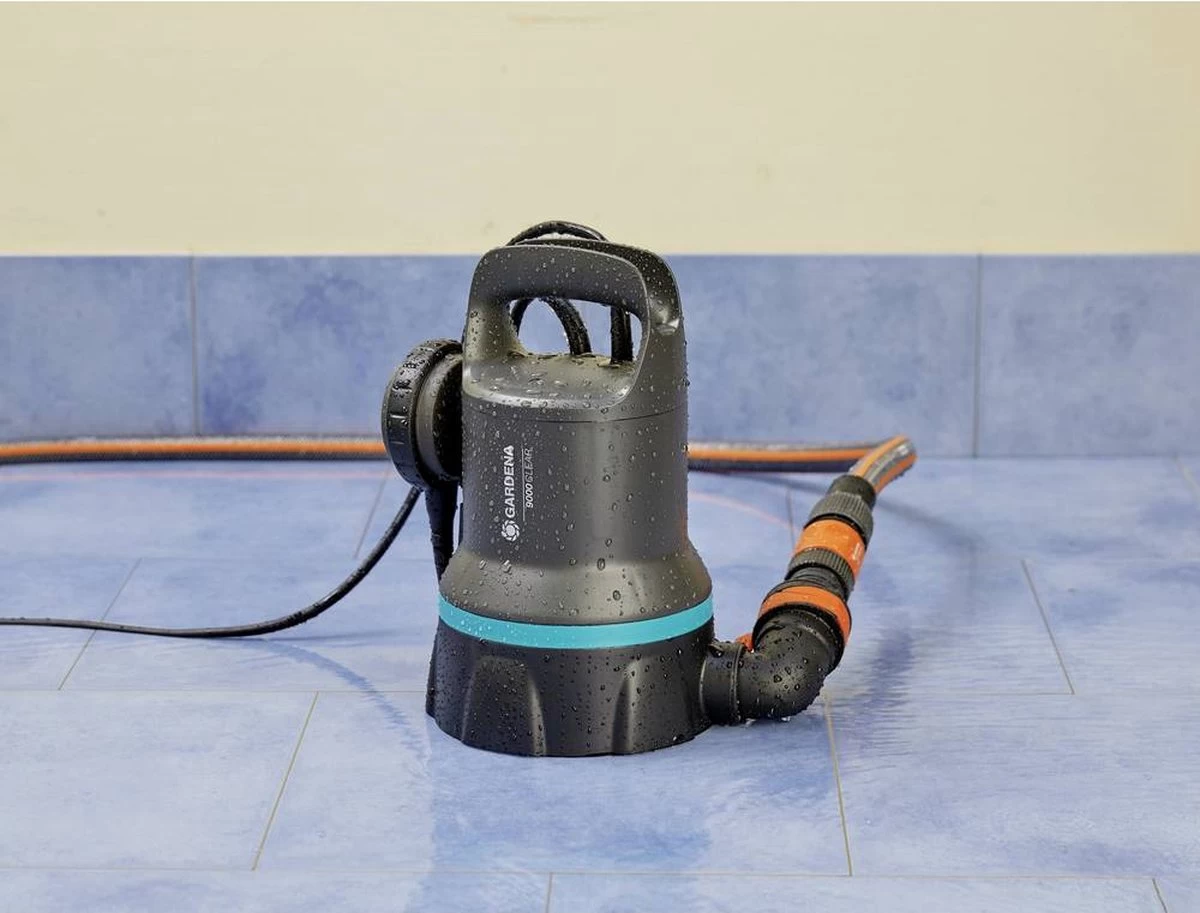 Gardena Dompelpomp 9000 Rvs 24,2 X 28,3 Cm Zwart/grijs 6 Gardena Dompelpomp 9000 Rvs 24,2 X 28,3 Cm Zwart/grijs - Afbeelding 4