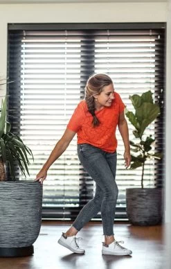 Capi Europe - Bloempot Bol Rib NL - 43x41 - Antraciet - Voor Binnen En Buiten - KOFZ933 27 Capi Europe - Bloempot Bol Rib NL - 43x41 - Antraciet - Voor Binnen En Buiten - KOFZ933 -Tuinverzorgings Winkel 763x1200