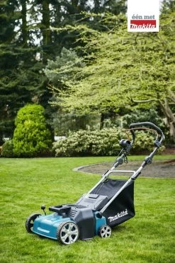 Makita Verticuteerder - UV3600 - 230 V 14 Makita Verticuteerder - UV3600 - 230 V -Tuinverzorgings Winkel 799x1200 35