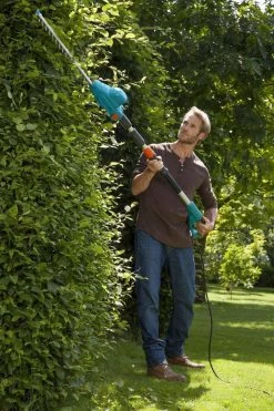 GARDENA - Telescopische THS 500/48 - Heggenschaar (gemotoriseerd) - 48 Cm Meslengte - 25 Mm Tandmes Opening 18 GARDENA - Telescopische THS 500/48 - Heggenschaar (gemotoriseerd) - 48 Cm Meslengte - 25 Mm Tandmes Opening -Tuinverzorgings Winkel 800x1200 51