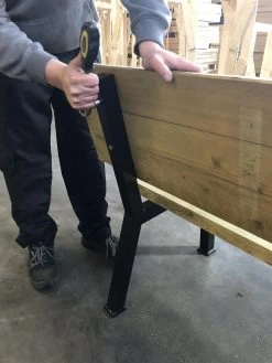 MaximaVida Set Industriële Bankpoten New York- Zwart Gecoat - Maak Zelf Je Bank -Tuinverzorgings Winkel 900x1200 2